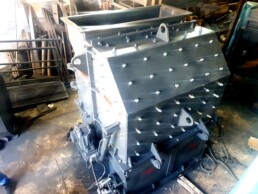Hammer Crusher 12 Çekiçli Kırıcı