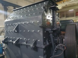 Hammer Crusher 9 Çekiçli Kırıcı